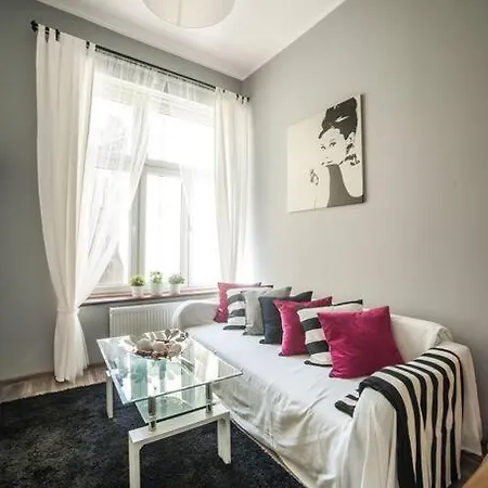 In The Centre - Old Town